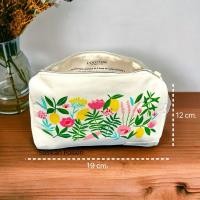 ราคา L'OCCITANE กระเป๋าเครื่องสำอาง ผ้าสีขาว ลายดอกไม้ ขนาด19x12 cm. (25760220689)
