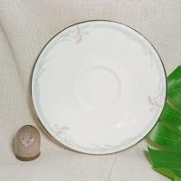 ราคา จาน royal doulton made in England จานเซรามิค จานแบ่ง จานขนม (23527862683)