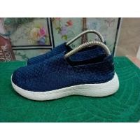 ราคา รองเท้ามือสอง Slip on Skechers elastic ไซส์ 42/27cm. งานสาน สุขภาพ (23169070650)