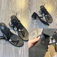 ราคา รองเท้าส้นสูง4นิ้วสีดำเงามือสอง!! (25780860447)