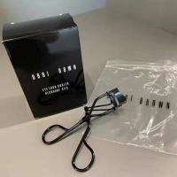 ราคา พร้อมส่ง‼️ ที่ดัดขนตา BOBBI BROWN มาพร้อมกล่อง (15062700099)