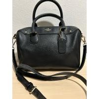 ราคา กระเป๋าทรงหมอน Coach แท้ ขนาด 9 นิ้ว (23888552789)