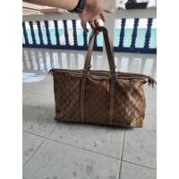 ราคา กระเป๋าแบรนเนม Gucci ทรง tote หนังcanvas แท้100% มือสอง สภาพ 80% รับประกันแท้100% ทางร้านมีประกันให้ครับ (41151951284)