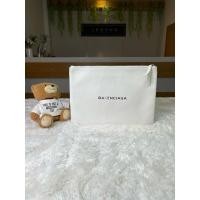 ราคา balenciaga everyday clutch (25128719162)
