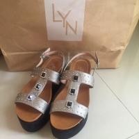 ราคา Lyn Shoes แท้ 100% (243675879)