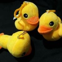 ราคา พวงกุญแจเป็ด ตบแล้วมีเสียงเป็ดร้อง (285600096)