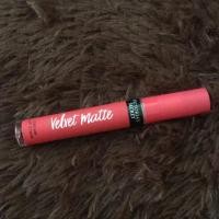 ราคา สินค้าพร้อมส่งVictoria’s Secret Velvet Matte #Snowstopper (1938337926)
