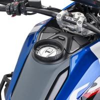 ราคา GIVI BF84 Specific Flange for Tanklock - อุปกรณ์ติดตั้งกระเป๋าติดถังนํ้ามัน (42762552462)