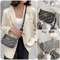 ราคา กระเป่าสะพายข้าง คุ้มมาก ผ้าแคนวาสปักลาย สายปรับได้ กระเป๋าแฟชั่นสไตล์เกาหลี งานพรีเมี่ยม สุดปัง (23034248850)