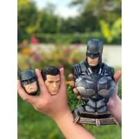 ราคา [ส่งฟรี] โมเดล Batman Bust วัสดุ Resin สูง 26 cm เปลี่ยนหัวได้ 3 หัว (9322627248)