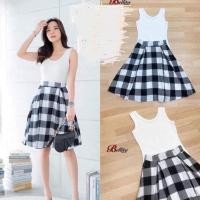 ราคา ชุดset 2 ชิ้น เสื้อ+กระโปรง มือ1 ป้ายห้อย งานป้าย Bellita size s ราคา 305฿ (5992136074)