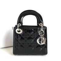 ราคา Lady dior mini patent (7808650167)