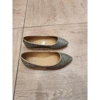 ราคา Christie kamaala รองเท้าส้นแบนสีทองอ่อน by payless (42455718840)