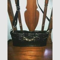 ราคา กระเป๋าหนังแก้ว VALENTINO มือสอง (2218658383)