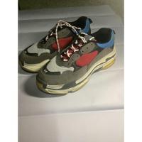 ราคา รองเท้า balenciaga triple s ของเลียนแบบแท้ (9155186600)