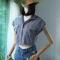 ราคา เสื้อเชิ้ตคอปกกระดุมหน้าทรงครอป เสื้อครอปเอวลอย แขนกุด ลายสก็อต มือสองสภาพดี (10397552208)