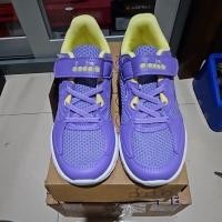 ราคา Diadora Hundi Jr ขนาด 32 (19787421881)