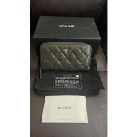 ราคา Used Chanel Medium Zippy Wallet (20547317256)