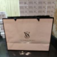 ราคา ถุงกระดาษ VICTORIA SECRET ไซส์ Large (27965532894)