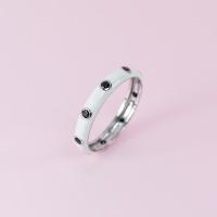 ราคา แหวนลงยา พลอยนิล 9 เม็ดรอบวง ตัวเรือนเงิน925 รับประกันพลอยแท้ (18082665102)