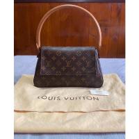 ราคา Lv looping pm หลุยส์ ของแท้ มือสอง แบรนด์เนม กระเป๋า louis vuitton (18426664722)