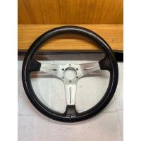 ราคา พวงมาลัย King แท้ ก้านยก สามก้าน หนังสีดำ (40502385373)