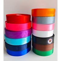 ราคา ริบบิ้นโบว์ม้วนผ้ามันขนาด1นิ้ว*1ด้าน(ม้วน50หลา/ต่อม้วน) (23948574567)