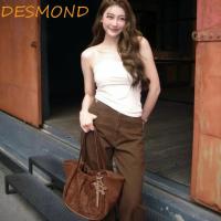 ราคา กระเป๋าสะพาย DESMND และ MERGE ทรงโท้ท ความจุมาก พกพาได้สะดวก ทำจากสีดูเดิร์ เหมาะสำหรับการใช้งานทั้งในเมืองและกลางแจ้ง (43058338538)