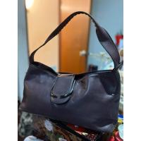ราคา กระเป๋าทรงบาร์แกตต์หนังแท้มือสองungaro (used) (44312304113)