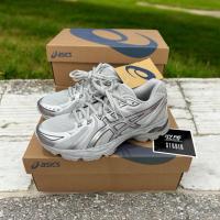 ราคา ♞Asics Gel-Flux Grey รุ่นฮิต! พร้อมส่ง ของแท้ 100% SFH (43351594474)