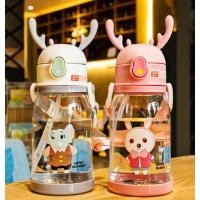 ราคา กระบอกน้ำ เด็ก ขวดนม ขวดน้ำของเด็ก ถ้วยฟางที่น่ารัก ขากวางอ่อนซิลิโคนน่ารัก ความจุขนาดใหญ่ 600 มล (22421760307)