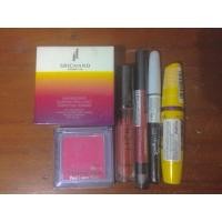 ราคา NEW เครื่องสำอางของแท้100% ใหม่แกะกล่อง (แป้งศรีจันทน์,ลิปin2it,ลิปmayberline,อายไลนเนอร์ mayberline,บลัชออนbsc,มาสคาร่า (402092328)