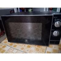 ราคา ไมโครเวฟ Electrolux รุ่นEMM 2331MK (23ลิตร) (5235138903)