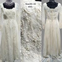 ราคา ชุดเดรสเจ้าสาว แขนยาว งานปักลูกไม้ สีขาวมุก (43911266376)