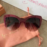 ราคา Lyn Around * No Box * แว่นกันแดดกรอบสีชมพูวิ้งๆ (1817609934)