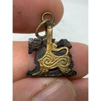 ราคา สิงห์ไม้งิ้วดำแกะ หลวงพ่อหอม วัดชากหมาก ระยองปี 2514 พร้อมกระเช้าเดิมวัด (40911494892)