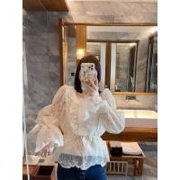 ราคา Top Lacecoat เสื้อลูกไม้ผ้าไหมแก้ว งานปักทั้งตัว สวยหรูไฮโซ ดีไซด์คอเหลี่ยม แต่งลูกไม้แถบหน้า แขนบาร์บี้ยาวพอง (8710973161)