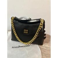 ราคา MIN กระเป๋าหนังสีดํา (43705698671)