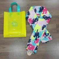 ราคา ส่งฟรี! ผ้าพันคอ - โน๊ต อุดม (เดี่ยว 11) (67308894)
