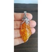 ราคา จี้อำพันตัวเรือนเงินแท้ (18418005559)