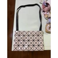 ราคา Bao Bao Issey miyake มือสองสภาพดีมาก (13292076844)