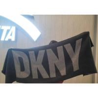 ราคา พร้อมส่ง(ผ่อน0%)(รับประกันของแท้) Dkny Logo Reversible Scarf ผ้าพันคอห่มไหล่ผืนใหญ่ (27117296136)