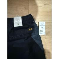 ราคา กางเกงขายาว H&M สีดำ มือ1 Size XL เอว 36 นิ้ว ยืดได้ (42353121558)