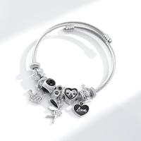 ราคา สร้อยข้อมือแฟชั่นสำหรับสุภาพสตรีฝังเพชร Genie Pendant กําไลเงิน pandora style Wb2532 (29131163349)