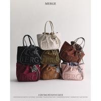 ราคา [พร้อมส่งแท้%] กระเป๋าสะพาย MERGE ‘A Day Bag Meduim’ in suede 7 Colors (44055480744)