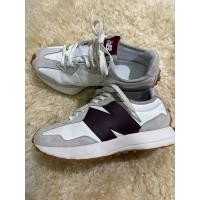 ราคา รองเท้ามือสอง New Balance 327 ไซด์ 38 (18996343006)