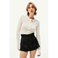 ราคา H&M(เอชแอนด์เอ็ม) กางเกงขาสั้นมินิผ้าทวิลล์เนื้อมันวาว ผู้หญิง 1226860_1 (24069579299)