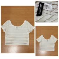 ราคา ส่งต่อ เสื้อครอป H&M size m สีขาว (16796762222)