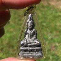 ราคา พระกรุวัดเลียบ พิมพ์พระร่วงนั่งปางมารวิชัย (28853417876)