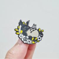 ราคา Hard Enamel Pin / Brooch / Badge พิน เข็มกลัดโลหะ เข็มหมุดโลหะ ลาย Totoro โตโตโร่ (25025112692)
